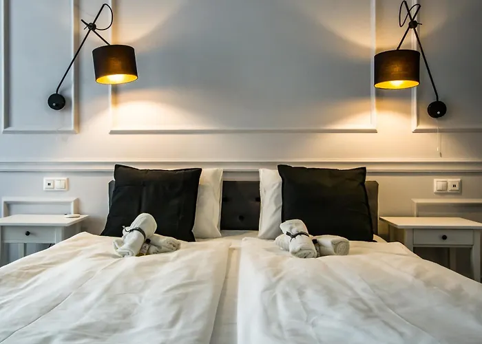 Wilson\'S Oktogon Square Suite Apartment